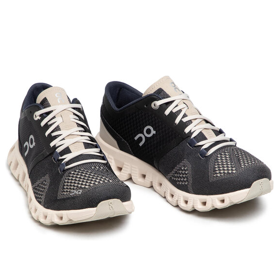 (WMNS) On Running Cloud X 'Black Pearl' 40.99592