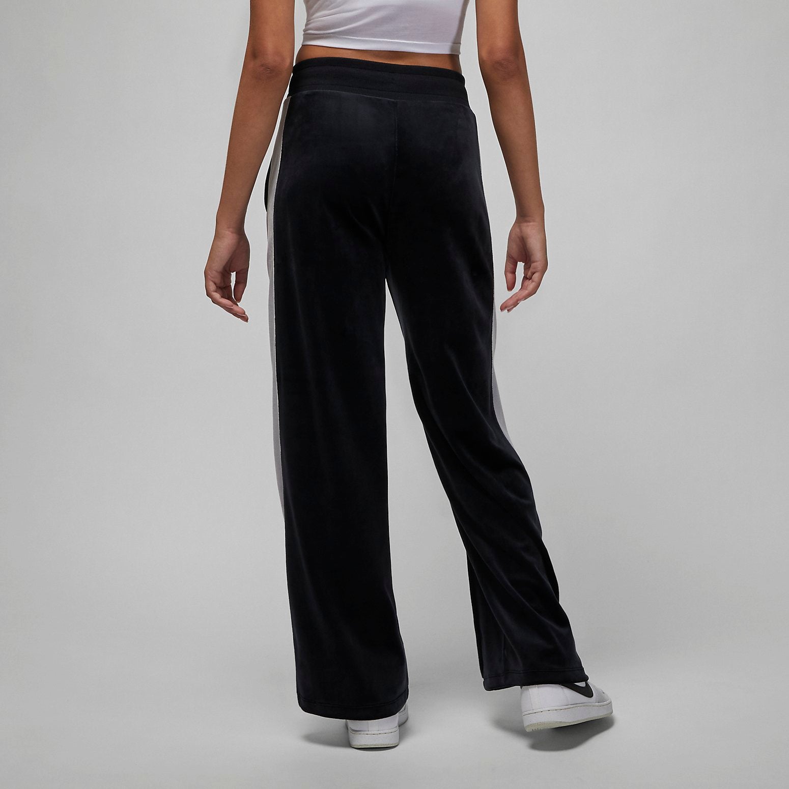 (WMNS) Air Jordan Flight Velour Pant 'Black' DV1404-010
