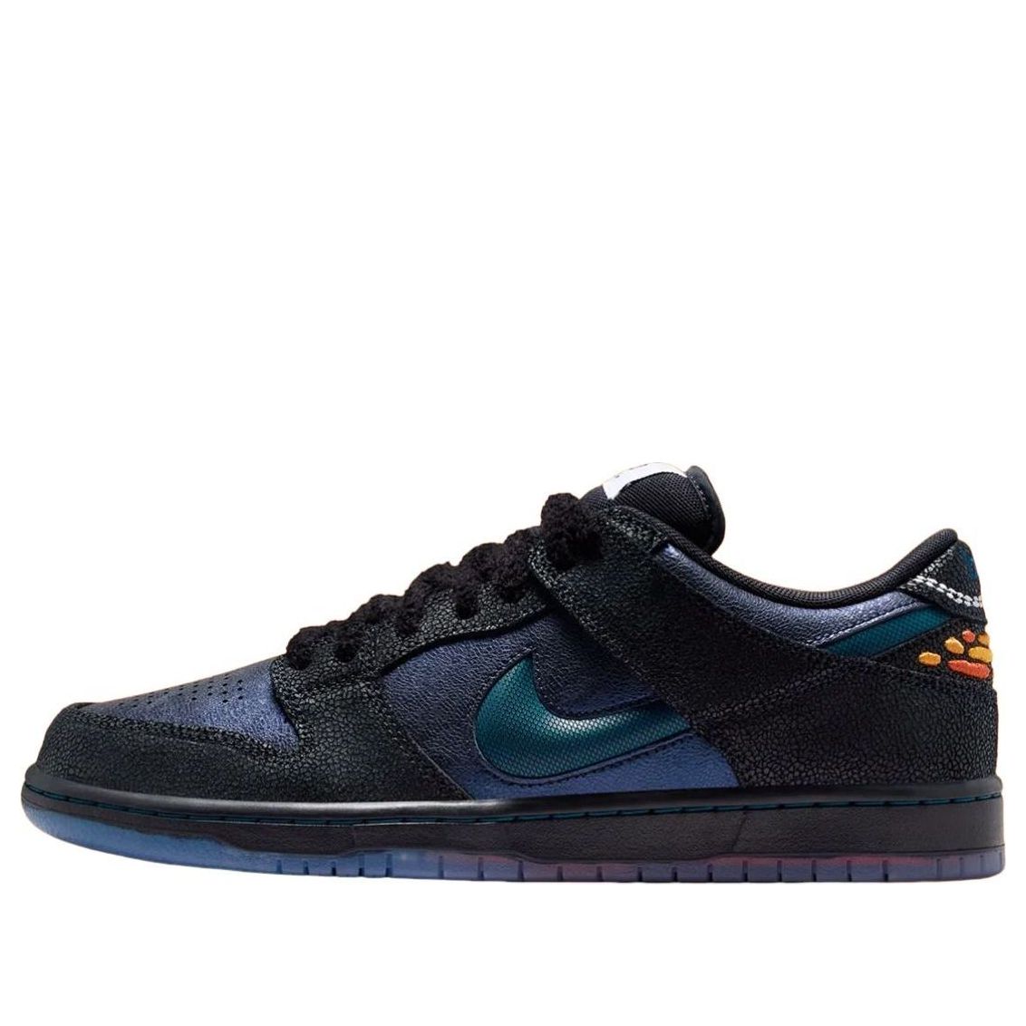 Nike x Bluetile SB Dunk Low Pro 'Skateboards' IQ1323-001