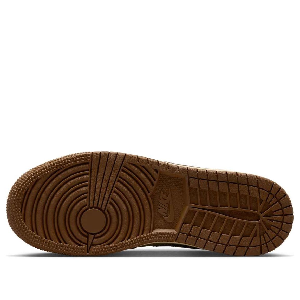 (GS) Air Jordan 1 Mid SE 'French Fries' IB7405-700