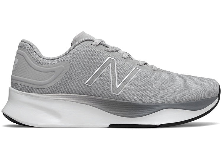New Balance light grey D Wide MSTRNLA1