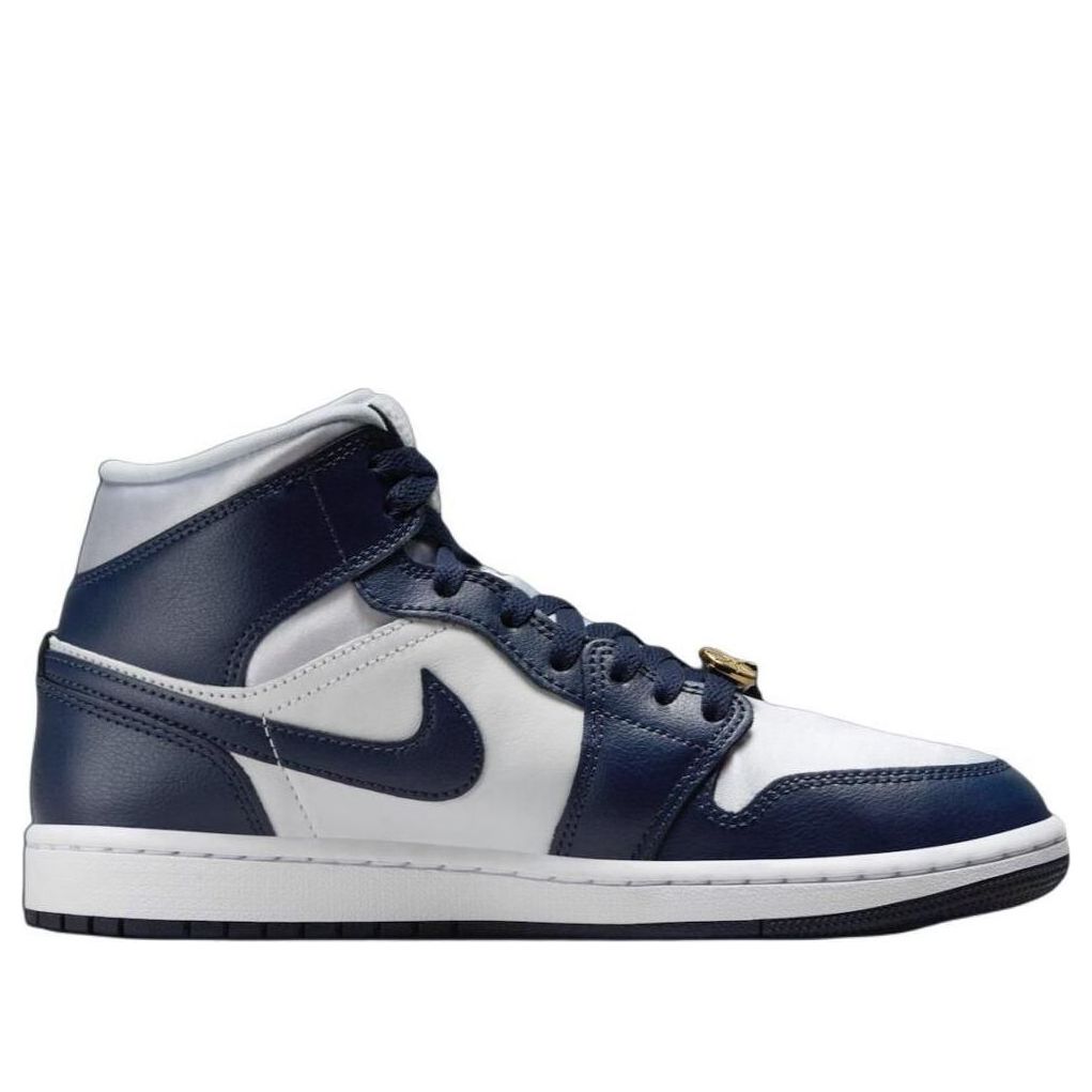 (WMNS) Air Jordan 1 Mid SE 'Football Grey White Midnight Navy' FZ8777-044