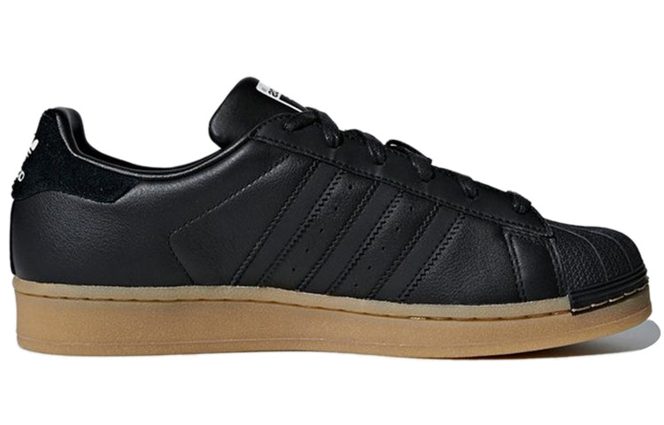 (WMNS) adidas Superstar 'Black Gum' B37148