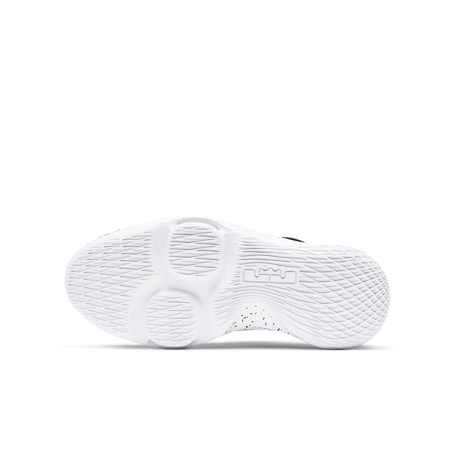 (GS) Nike LeBron Witness 5 'Black Metallic Silver' CT4629-001