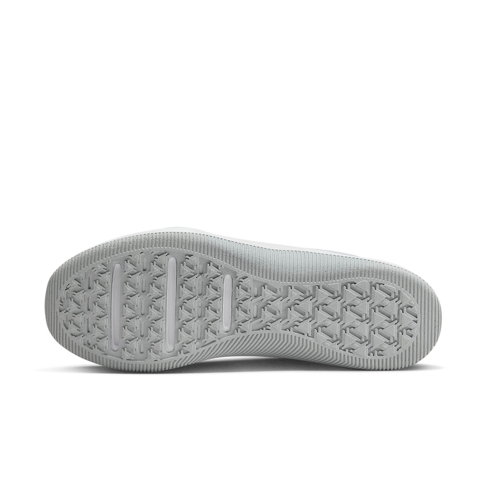 (WMNS) Nike MC Trainer 2 'Pure Platinum Metallic Silver' DM0824-001