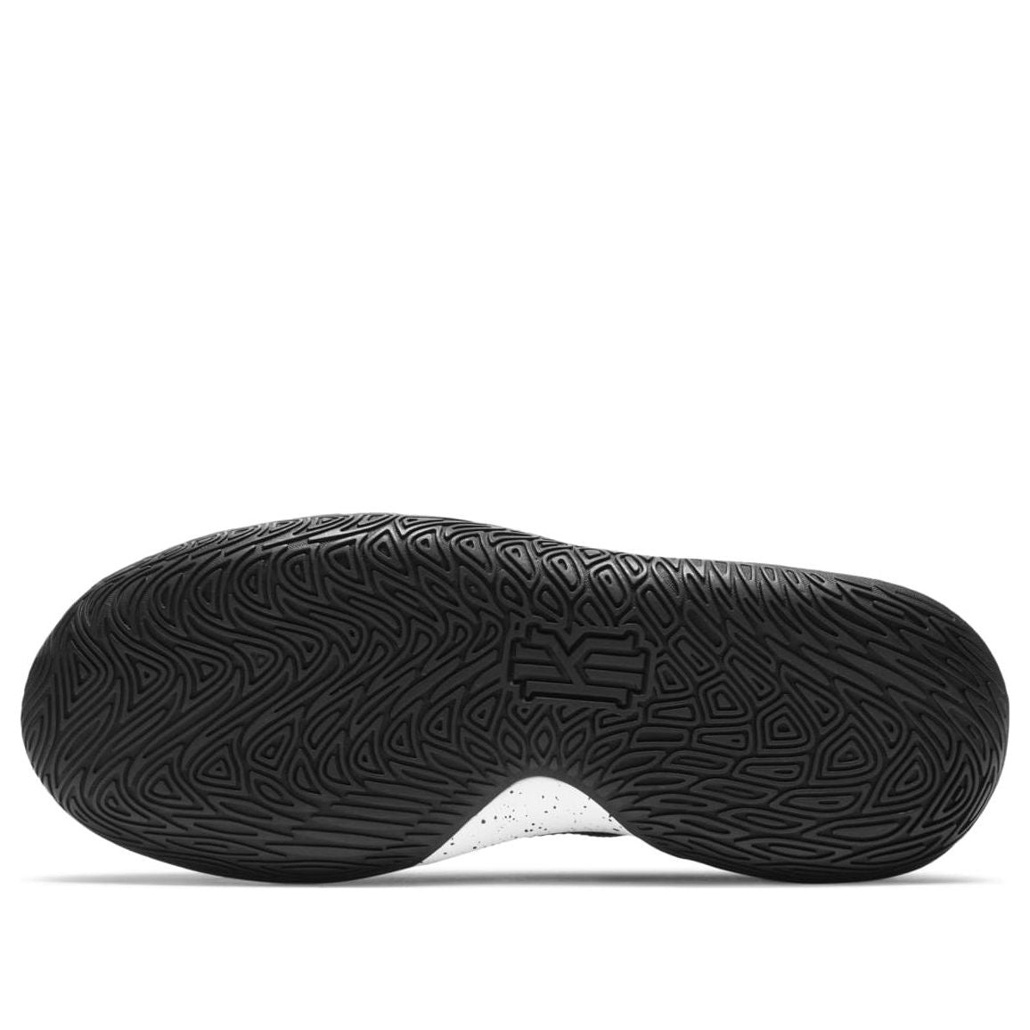 (GS) Nike Kyrie Flytrap 4 'Black White' CT5537-001