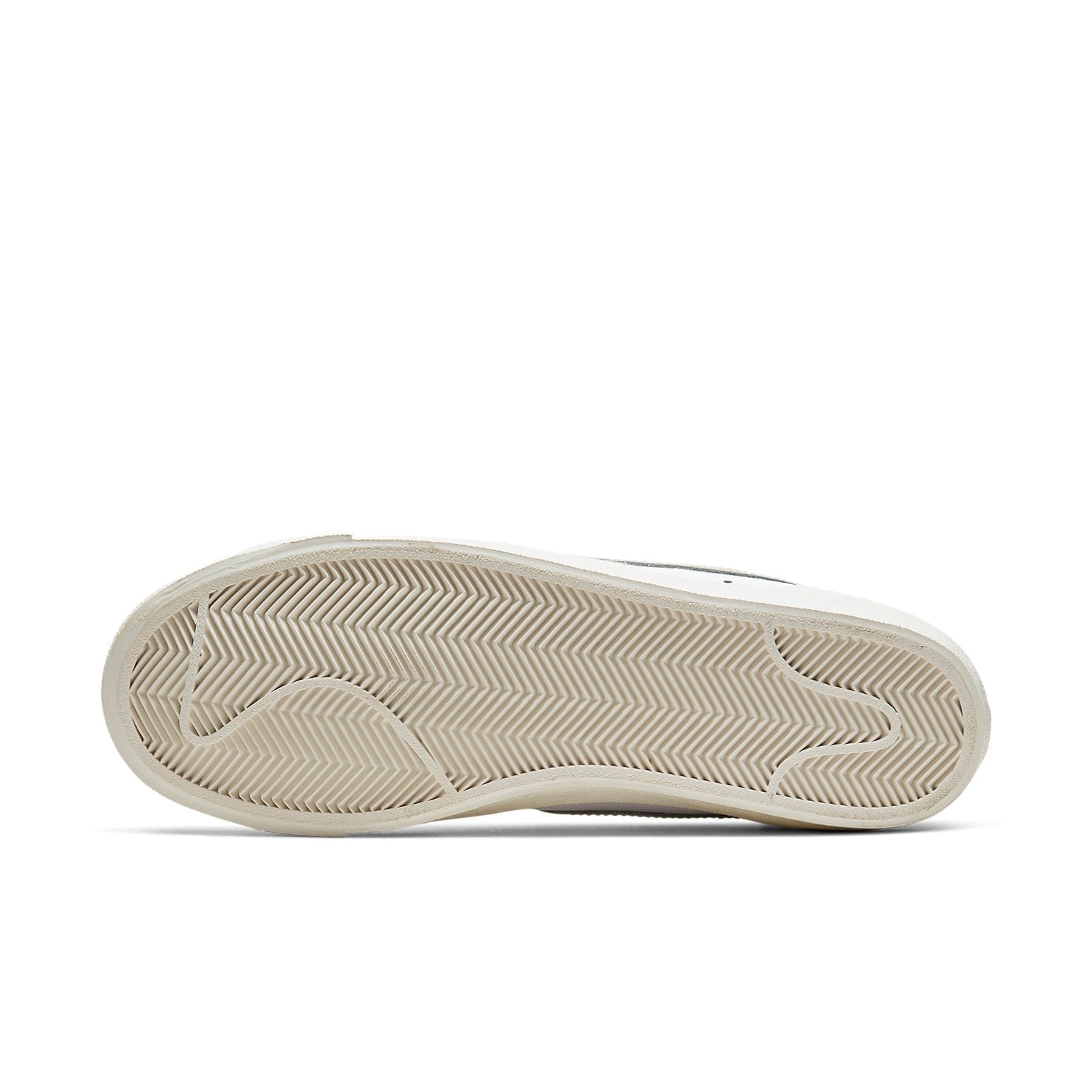 Nike Blazer Mid 77 'Light Bone' BQ6806-106