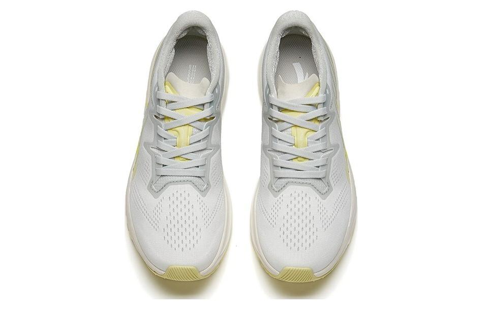 (WMNS) ANTA Asphalt Road Fighter 1 'White Yellow Grey' 122215590R-2