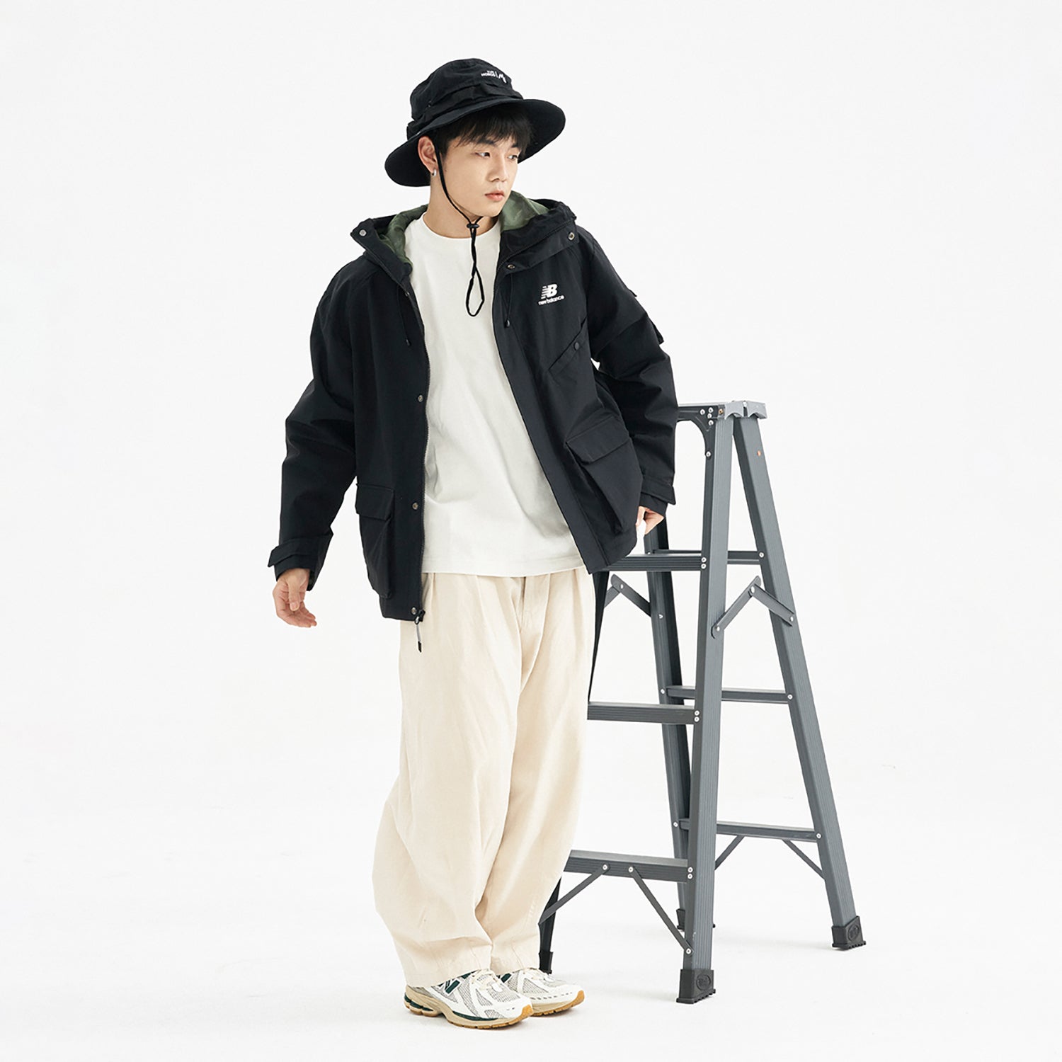 New Balance Logo Sportswear Hooded Jacket Asia Sizing 'Black' AMJ31320-BK