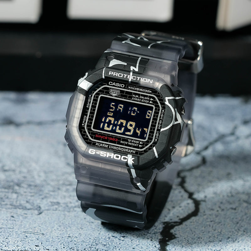 CASIO G-Shock Square 'Black' DW-5000SS-1PR