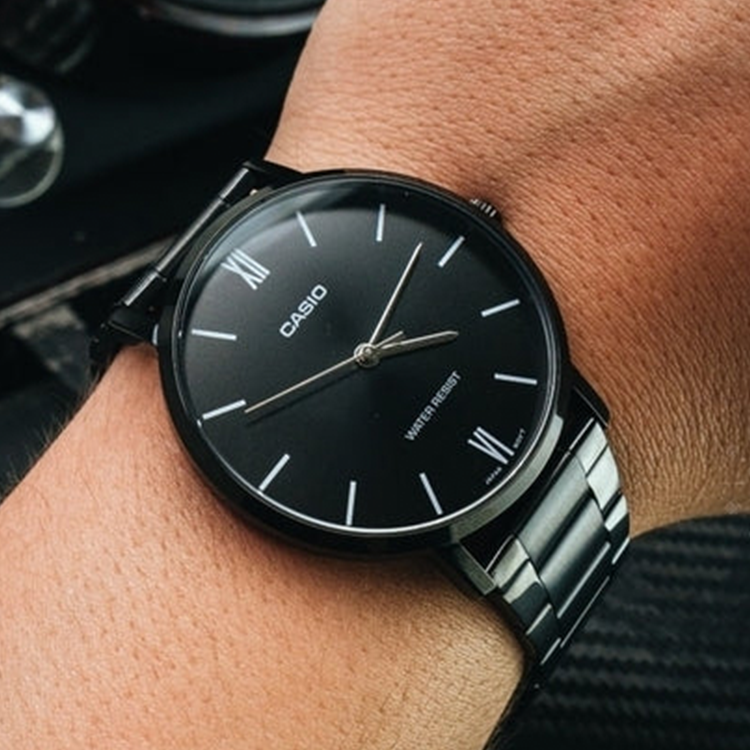 Casio Dress Classic Minimalistic Analog Steel Strap Watch 'Black' MTP-VT01B-1B