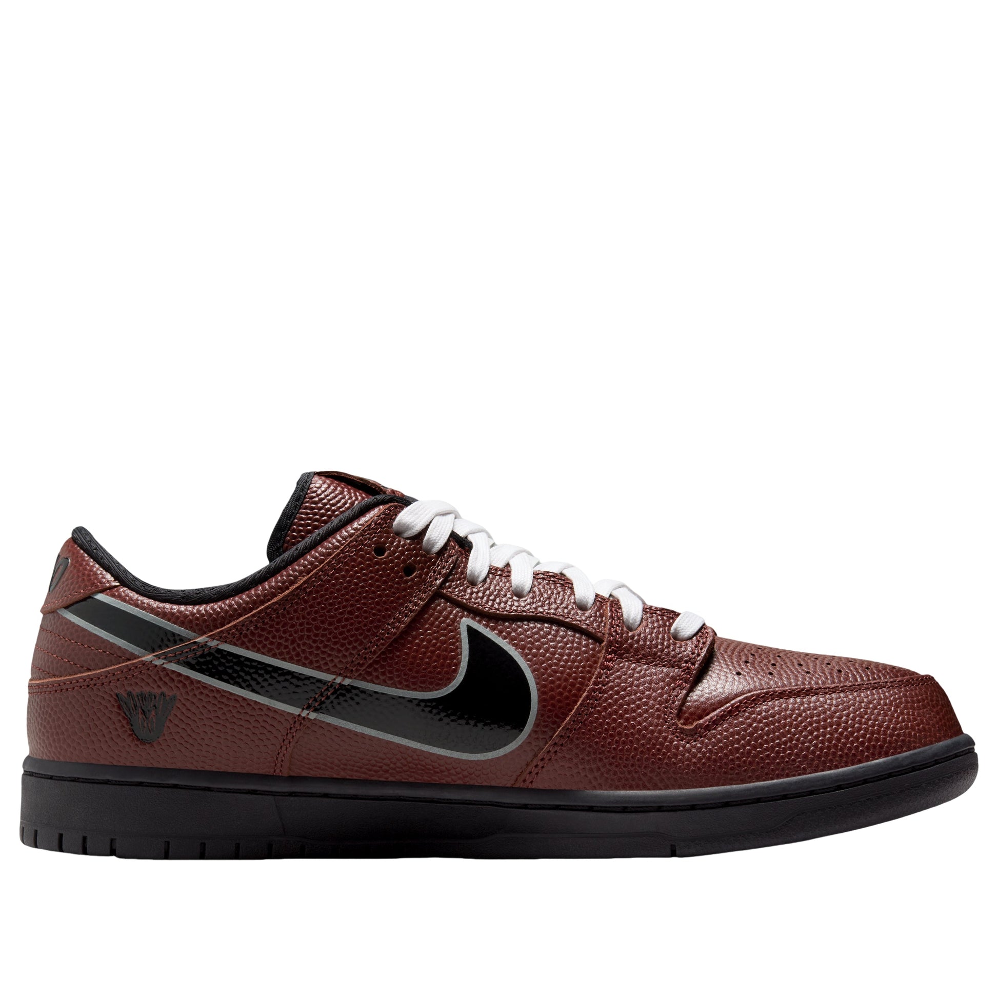 Nike x Limosine Skateboards SB Dunk Low 'Football' HJ4131-200