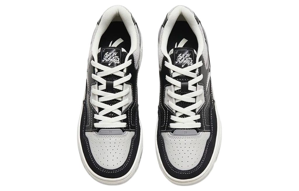 (WMNS) ANTA Flame 4.0 'Black Grey White' 122328081-3