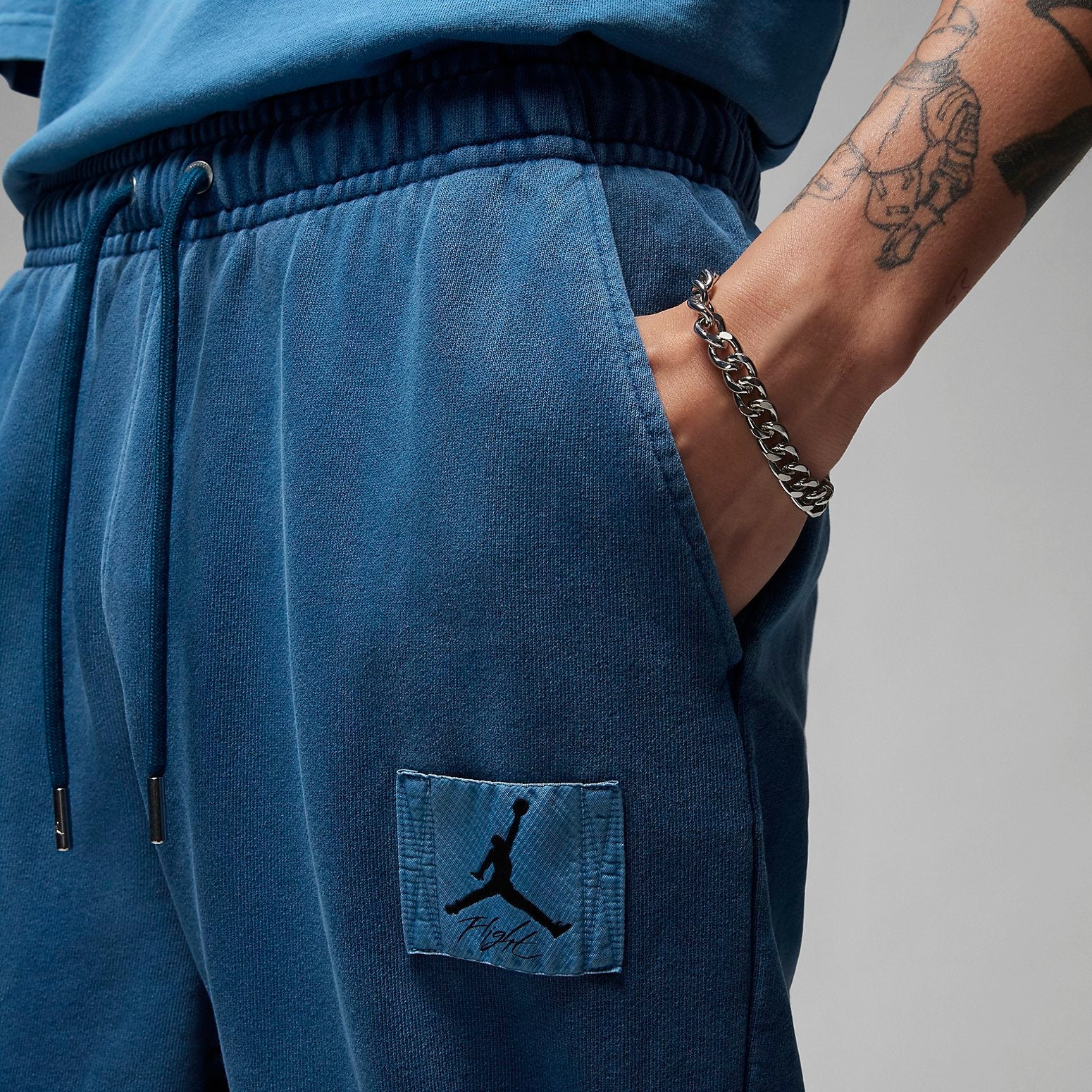 Air Jordan Essentials Fleece Washed Pants Asia Sizing 'Blue' FB7299-427