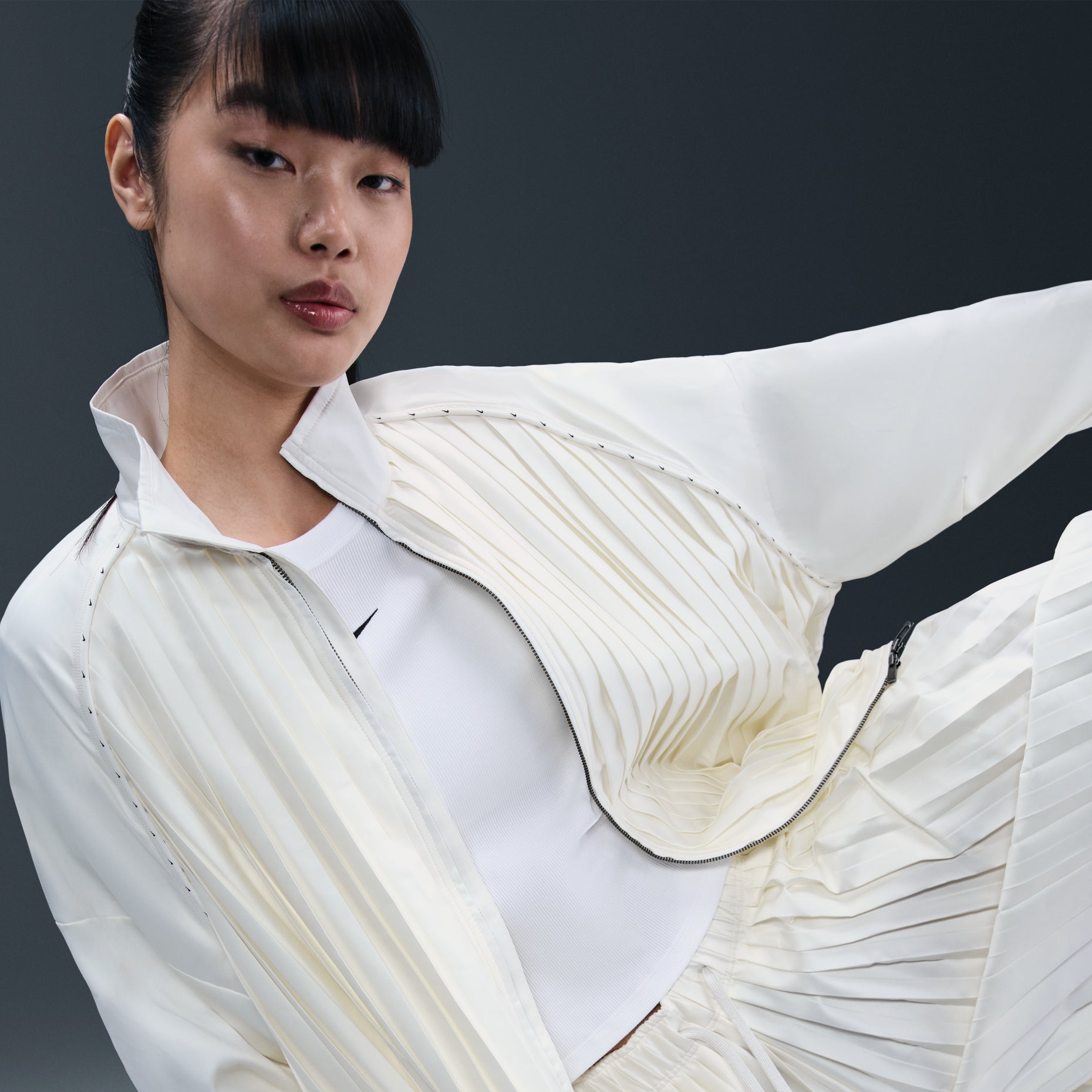 (WMNS) Nike Pleated Tracksuit Jacket 'Sail' HJ0518-133