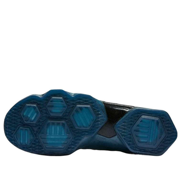 Nike LeBron 13 Elite Limited 'Built for Battle' 864942-440