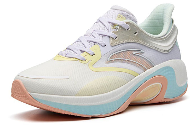 (WMNS) ANTA Running Series Sneakers 'White Blue Purple' 122235556-4