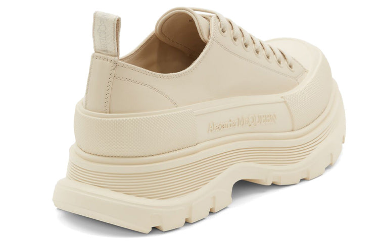 Alexander McQueen Tread Slick Low Lace Up 'Beige' 627225WIAG65593
