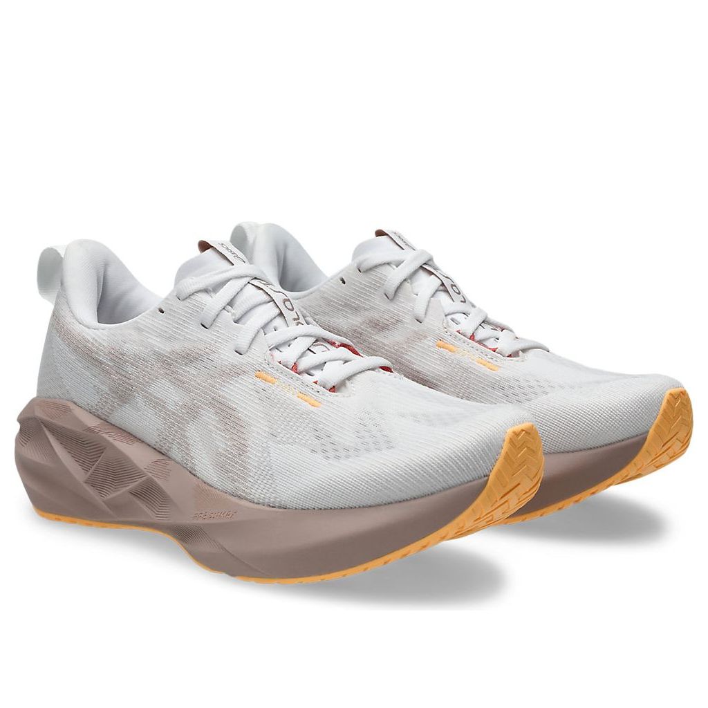 (WMNS) ASICS Novablast 5 'White Fawn' 1012B765-102