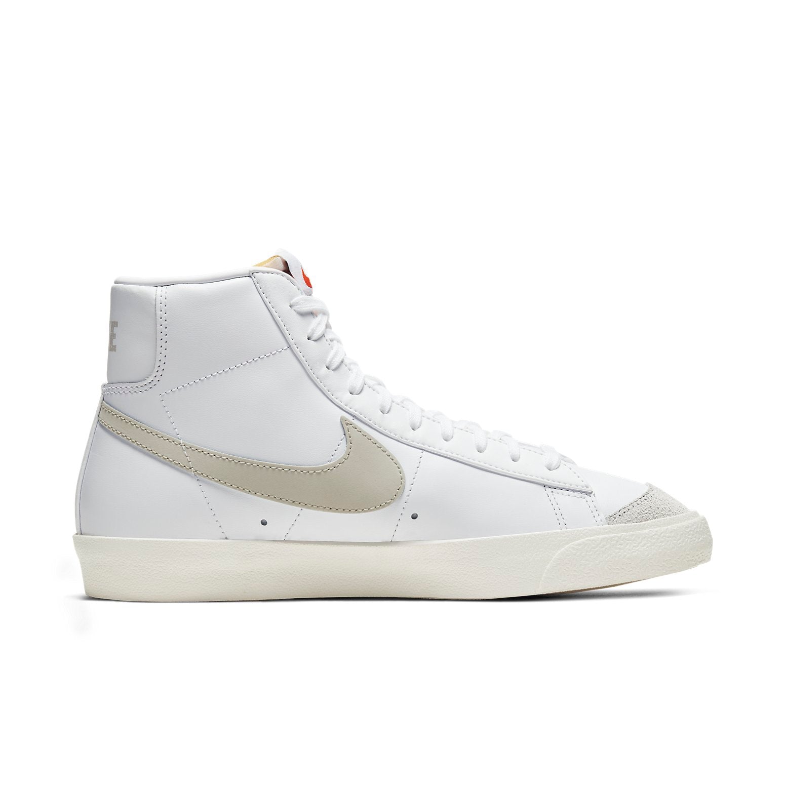 Nike Blazer Mid 77 'Light Bone' BQ6806-106