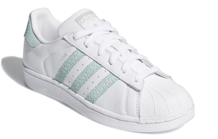 (WMNS) adidas originals Superstar 'White/Ash Green/Silver Metallic' B41509