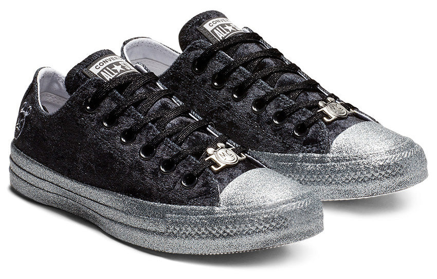 (WMNS) Converse Miley Cyrus x Chuck Taylor All Star Ox 'Black' 563722C
