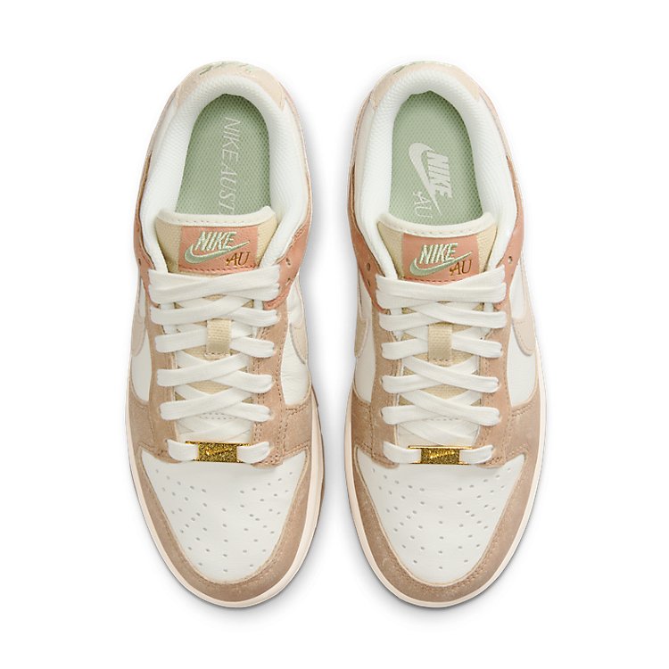 (WMNS) Nike Dunk Low SE 'Australia' FN7645-133