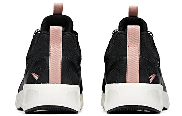 (WMNS) ANTA Running Series Sneakers 'Black Pink' 922025567-3