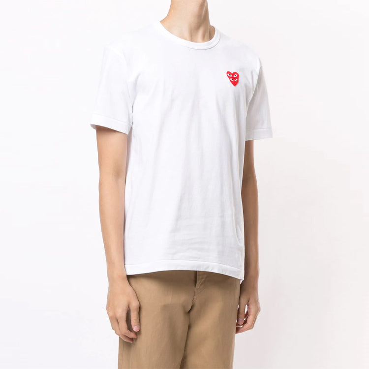 COMME des GARCONS PLAY Basic T-Shirt Red Family Heart 'White' AZ-T288-051
