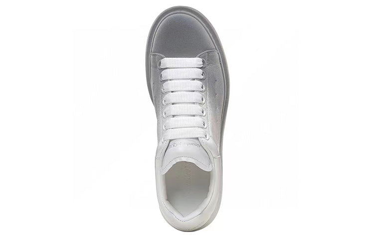 (WMNS) Alexander McQueen Oversized Sneaker 'White Grey Velvet Spray' 586388WHWM29705