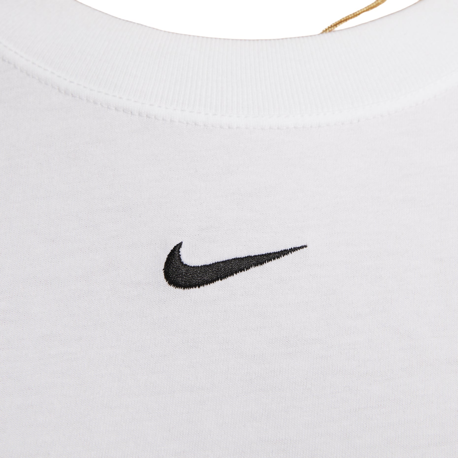 (WMNS) Nike Sportswear Small Swoosh T-shirt Asia Sizing 'White' FD4150-100