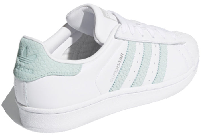 (WMNS) adidas originals Superstar 'White/Ash Green/Silver Metallic' B41509