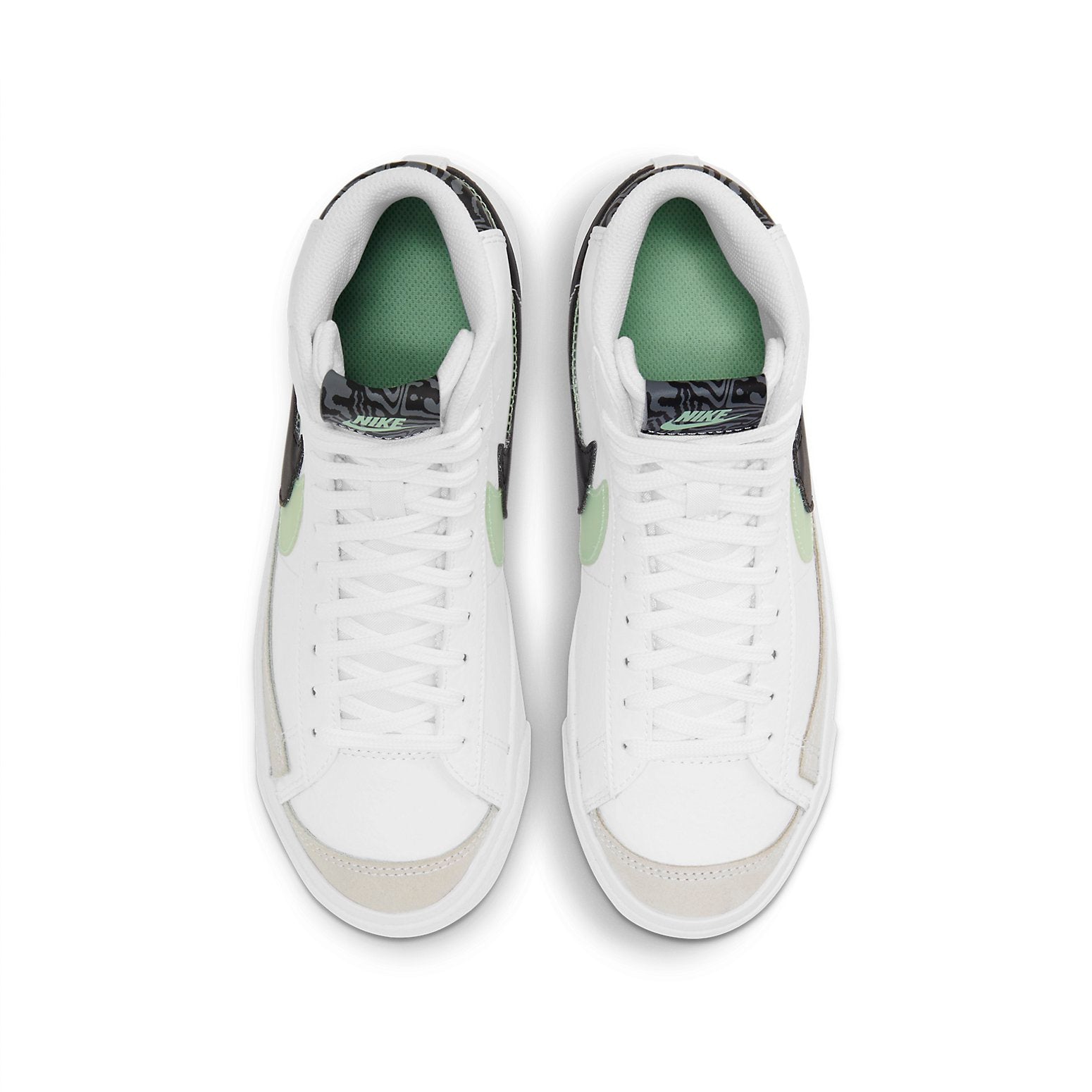 (GS) Nike Blazer Mid '77 SE 'Double Swoosh - White Vapor Green' DD1847-100