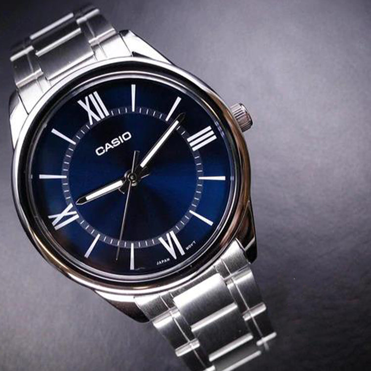 Men's CASIO DRESS Series Minimalistic Retro Small Business Watch Navy Blue Mens Dark Blue Analog MTP-V005D-2B5