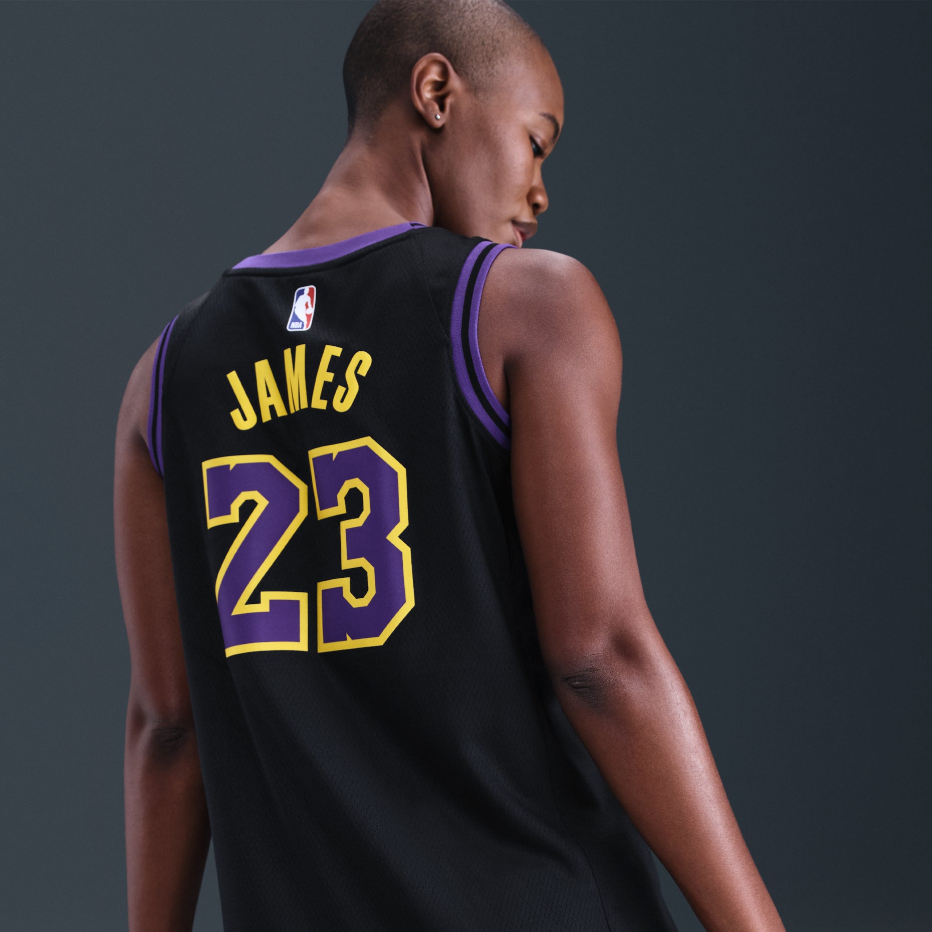 Nike NBA Lebron James Los Angeles Lakers 2023/24 City Edition Swingman Jersey #23 DX8506-012
