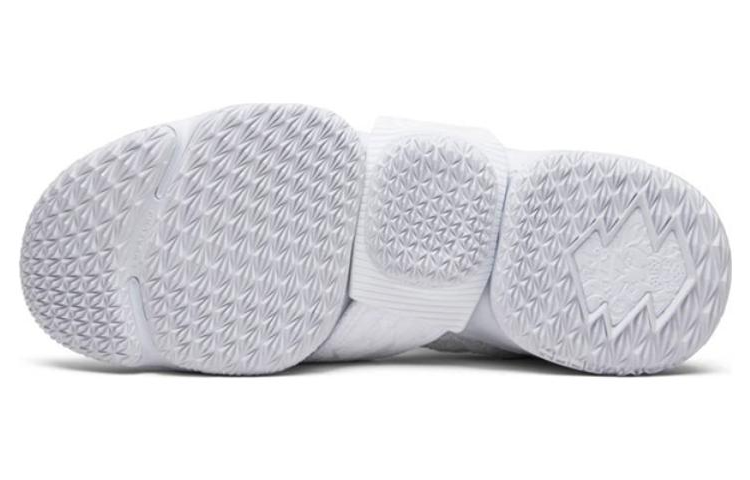 Nike Kith x LeBron Lifestyle 15 'City of Angels' AO1068-103