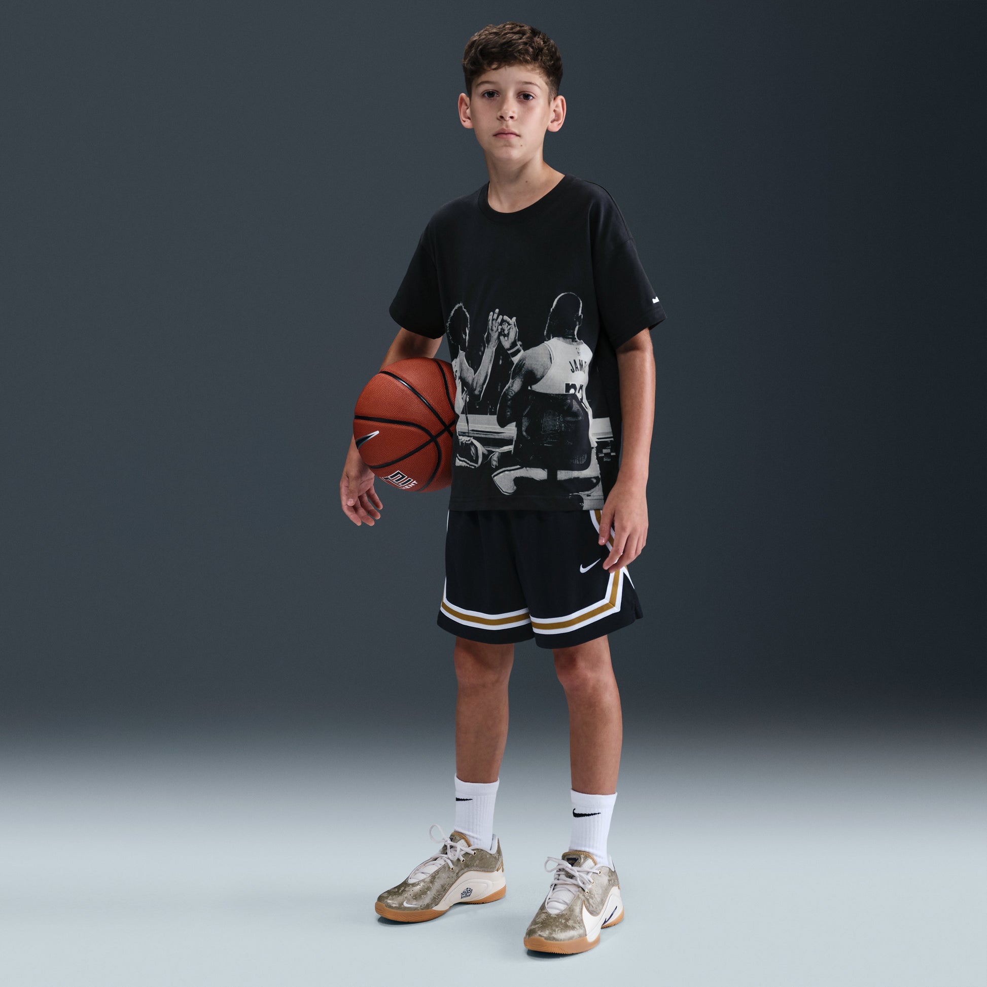 (GS) Nike LeBron 'Chosen One' Max90 T-Shirt 'Off-Noir' IM6657-045