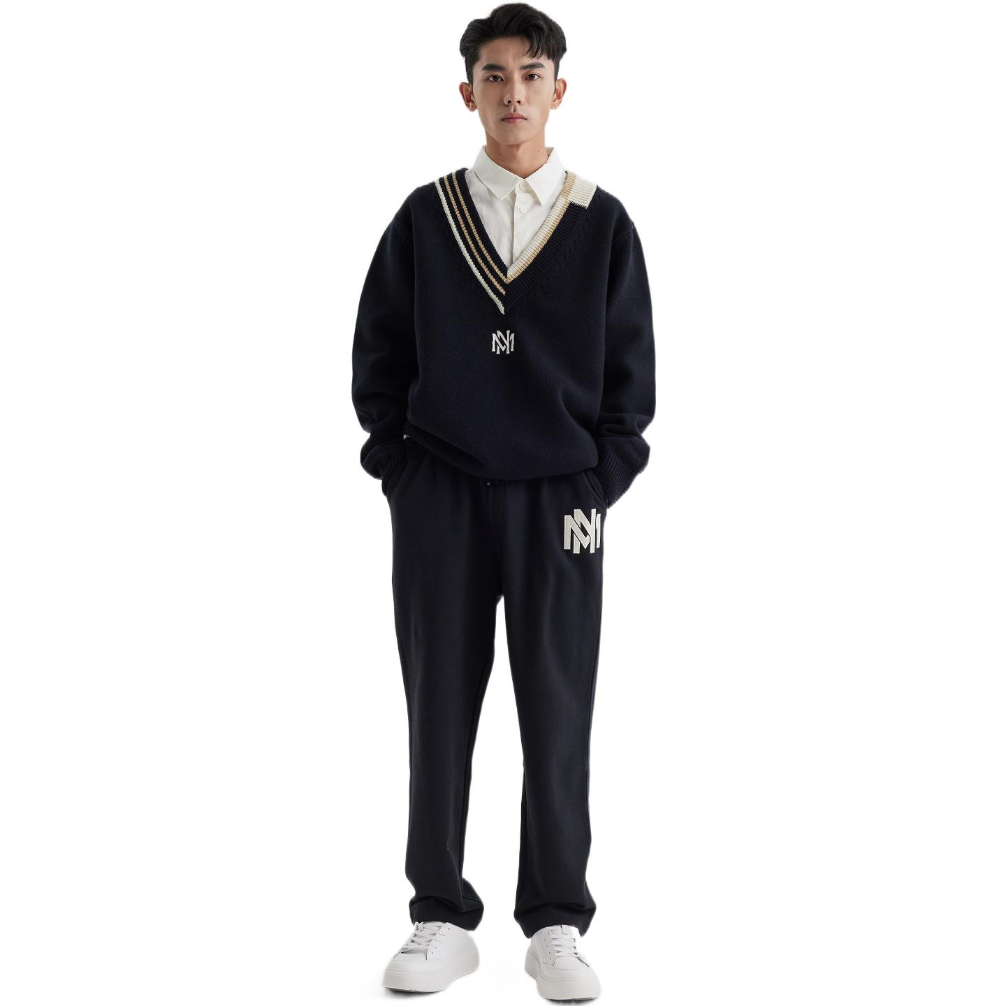Mitchell & Ness Branded Contrasting V-Neck Sweater 'Black' MNHLAWTOKJ011-BLK
