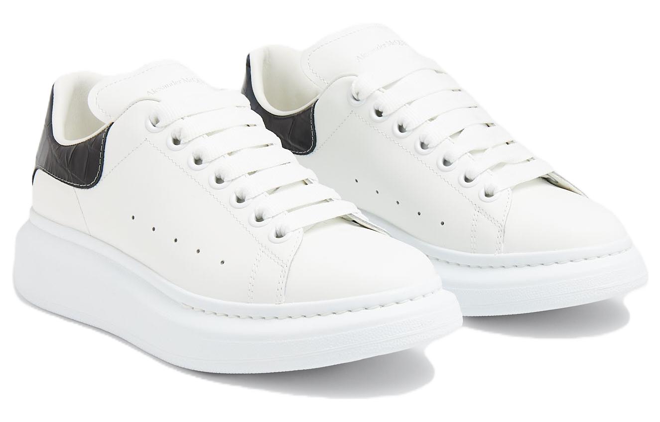 (WMNS) Alexander McQueen Oversized Sneakers 'White Snake Black' 718233WIDJA8851