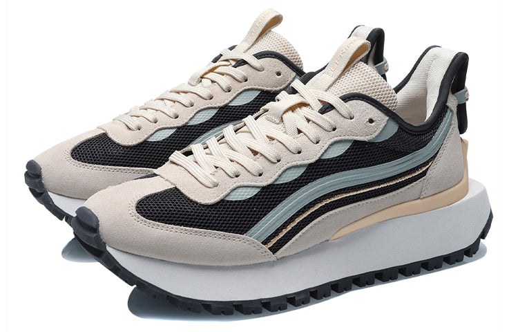 (WMNS) Li-Ning ChengFeng 'Cream White Black' AGCR278-5