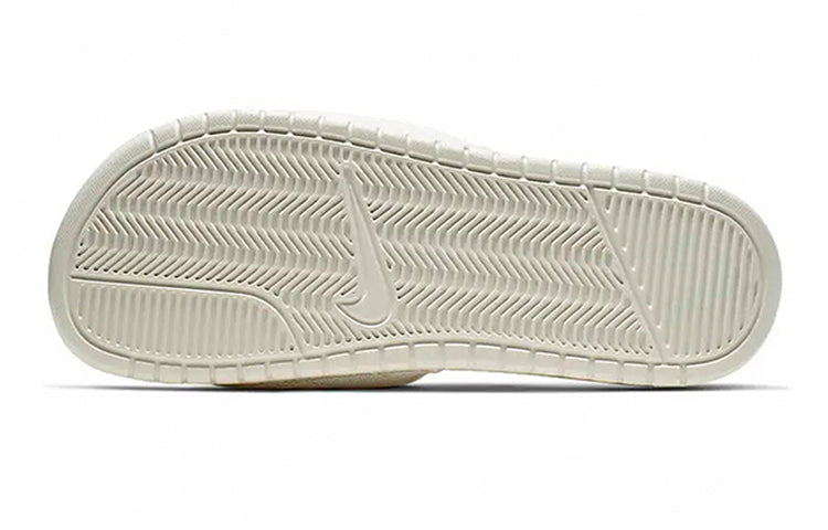 (WMNS) Nike BENASSI JDI TXT SE 'Sail' AV0718-100