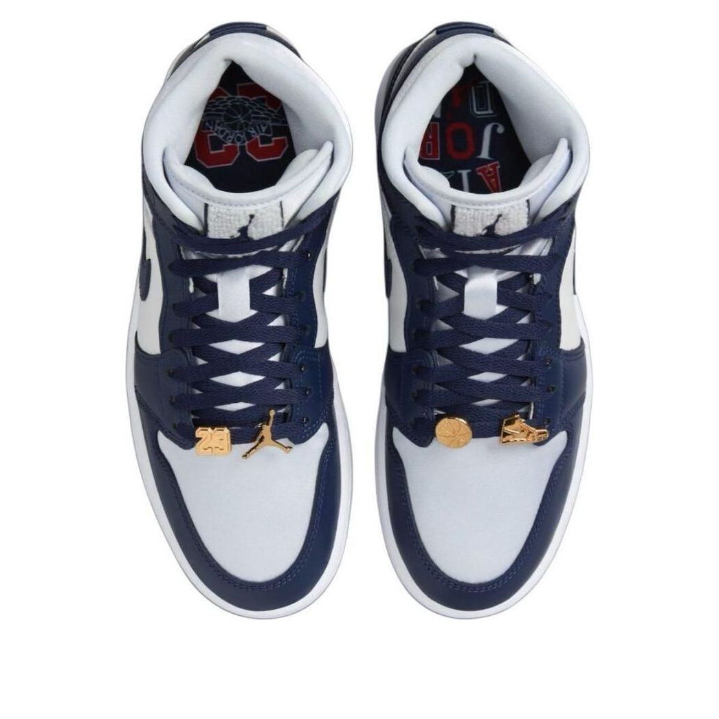 (WMNS) Air Jordan 1 Mid SE 'Football Grey White Midnight Navy' FZ8777-044