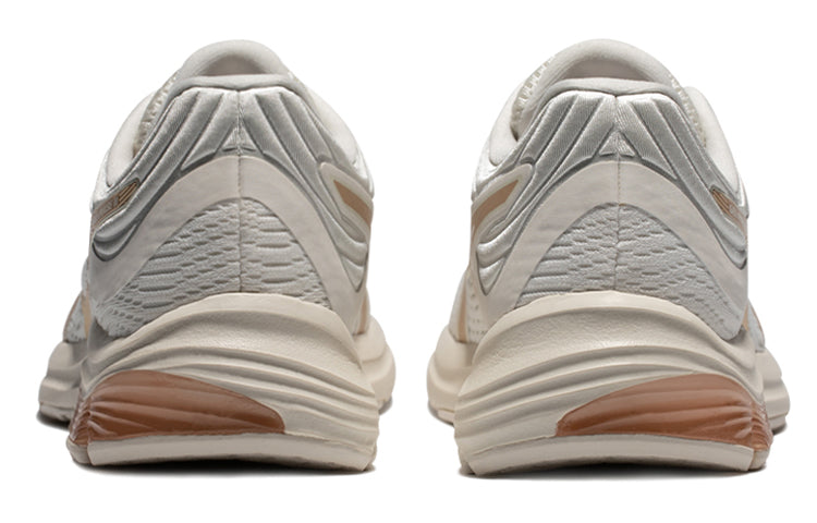(WMNS) ASICS Gel-Pulse 11 White/Golden 1012B138-103