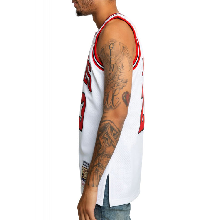 Mitchell & Ness NBA AU 97 23 AJY4CP19027-CBUWHIT97MJO