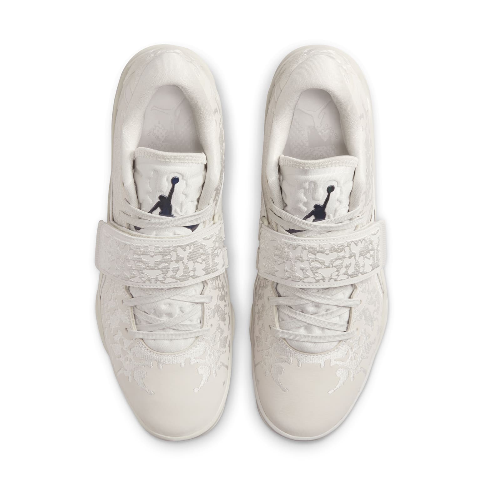 Air Jordan Zion 3 SE M.U.D. 'Light Bone' FN1714-040