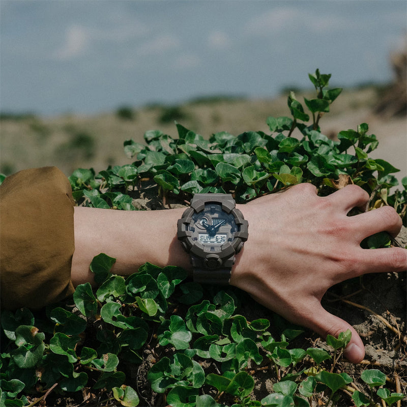 CASIO G-Shock Digital-Analog 'Taupe' GA-700NC-5AJF