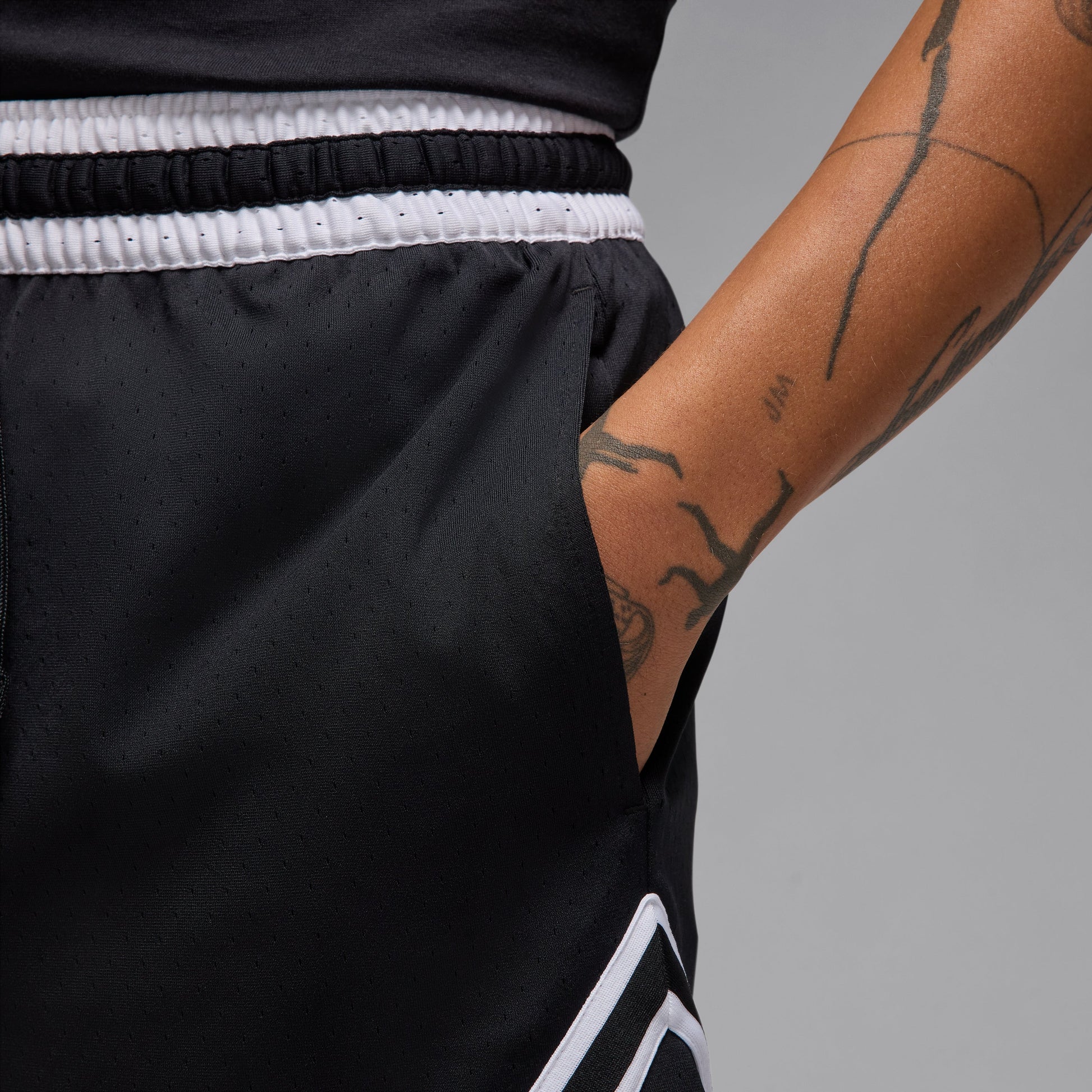 Air Jordan Sport Dri-FIT Mesh Diamond Shorts 'Black' HF9910-010