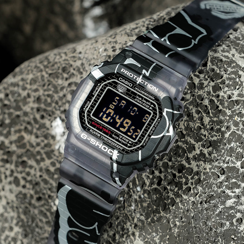 CASIO G-Shock Square 'Black' DW-5000SS-1PR