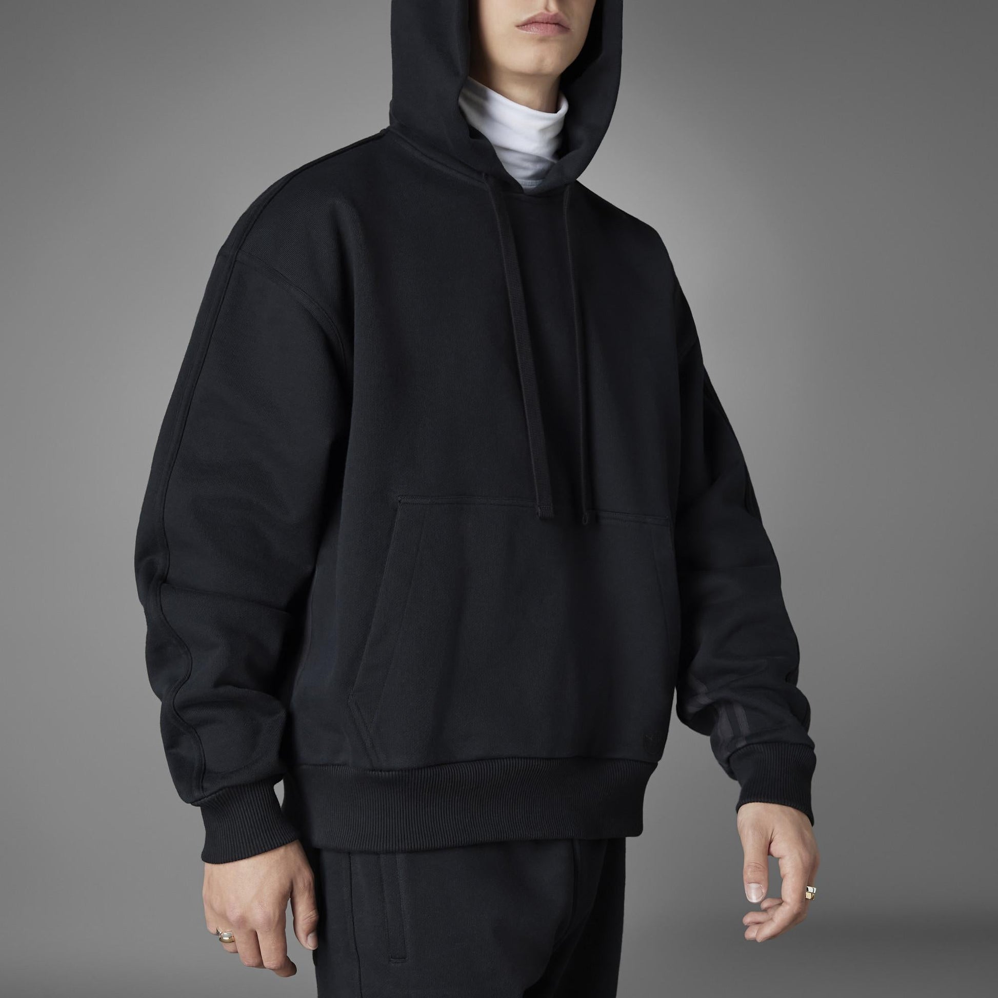 adidas Originals Logo HM5115