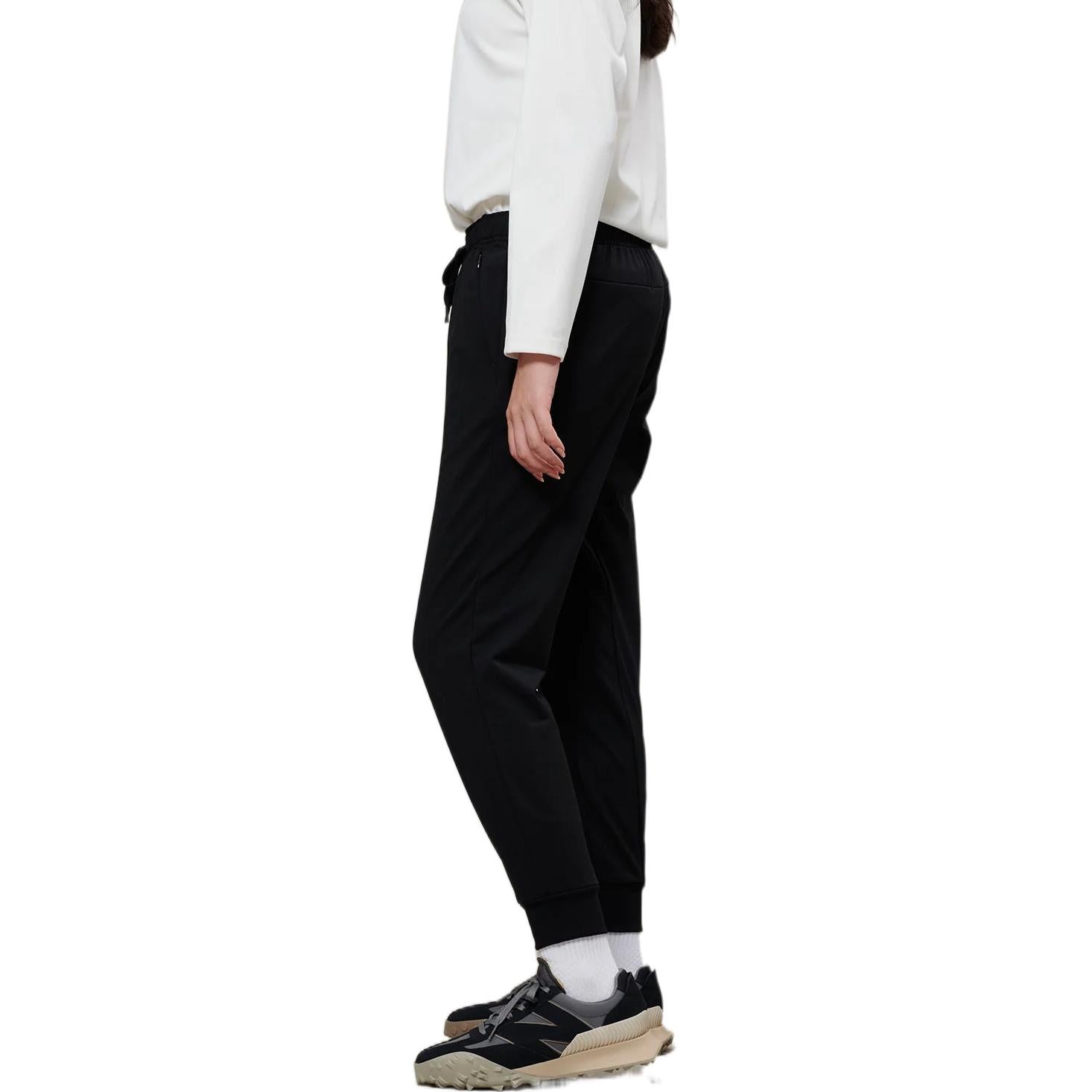 New Balance Standard Fit Jogger Sweatpants Asia Sizing 'Black' AWP25003-BK